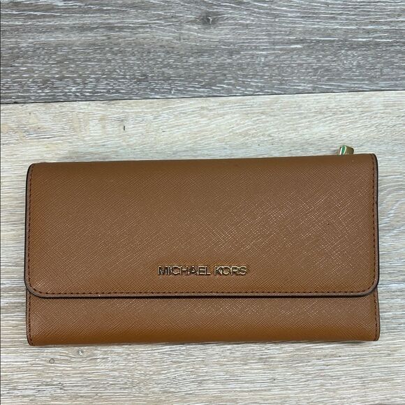 Michael Kors Tan Leather Wallet - Picture 1 of 9